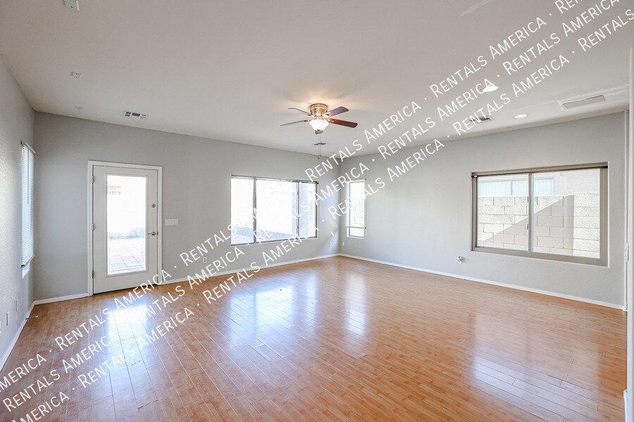 COMING SOON!  OCCUPIED!  SPACIOUS 3 BEDROOM IN TOLLESON property image