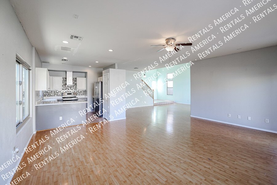 COMING SOON!  OCCUPIED!  SPACIOUS 3 BEDROOM IN TOLLESON property image