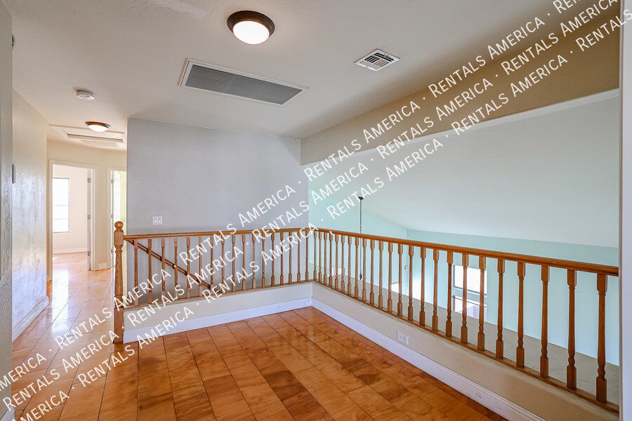 COMING SOON!  OCCUPIED!  SPACIOUS 3 BEDROOM IN TOLLESON property image