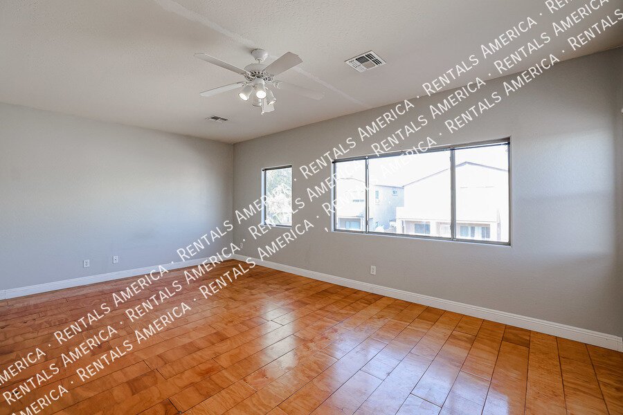 COMING SOON!  OCCUPIED!  SPACIOUS 3 BEDROOM IN TOLLESON property image