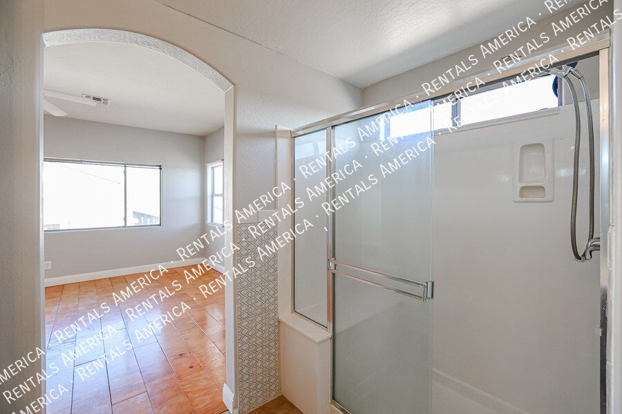 COMING SOON!  OCCUPIED!  SPACIOUS 3 BEDROOM IN TOLLESON property image