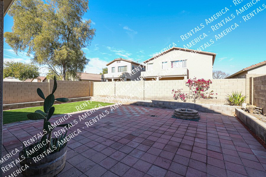 COMING SOON!  OCCUPIED!  SPACIOUS 3 BEDROOM IN TOLLESON property image