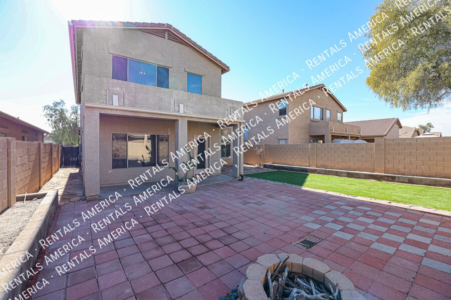 COMING SOON!  OCCUPIED!  SPACIOUS 3 BEDROOM IN TOLLESON property image