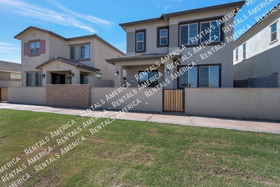 COMING SOON!  OCCUPIED!  4 BEDROOM IN EASTMARK property image