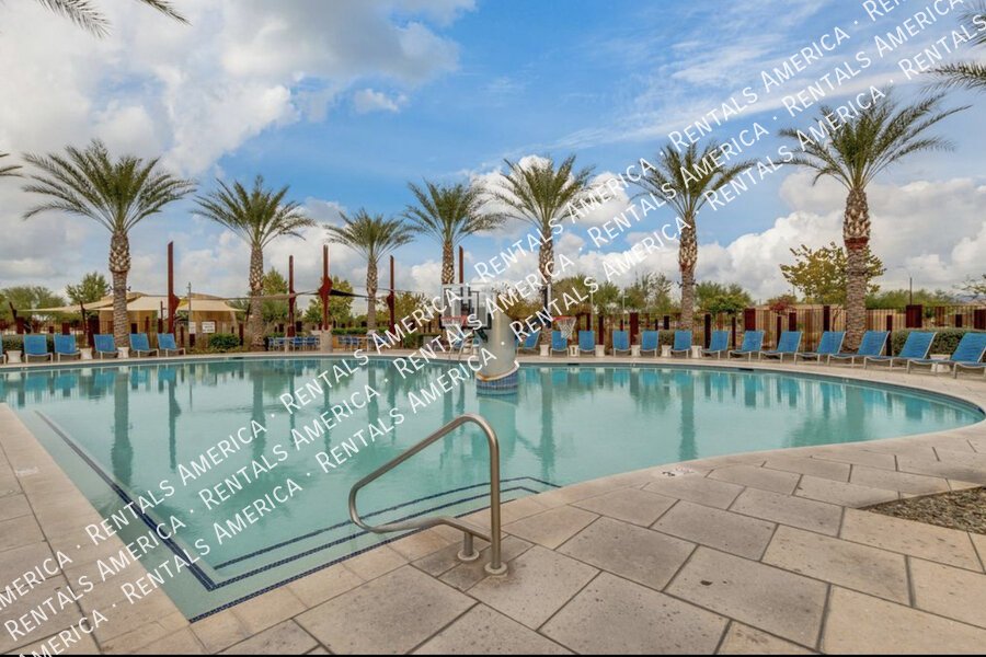 COMING SOON!  OCCUPIED!  4 BEDROOM IN EASTMARK property image
