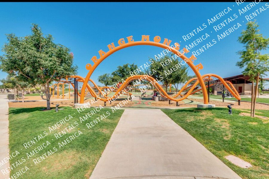 COMING SOON!  OCCUPIED!  4 BEDROOM IN EASTMARK property image
