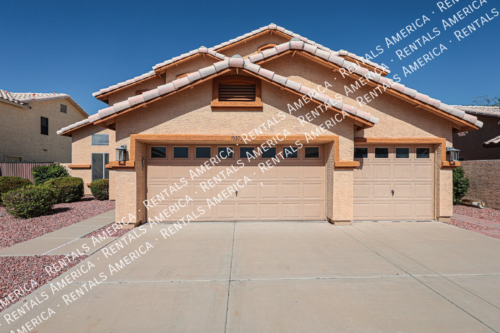 Beautiful 2-story 5BD 3BA home in Glendale! property image