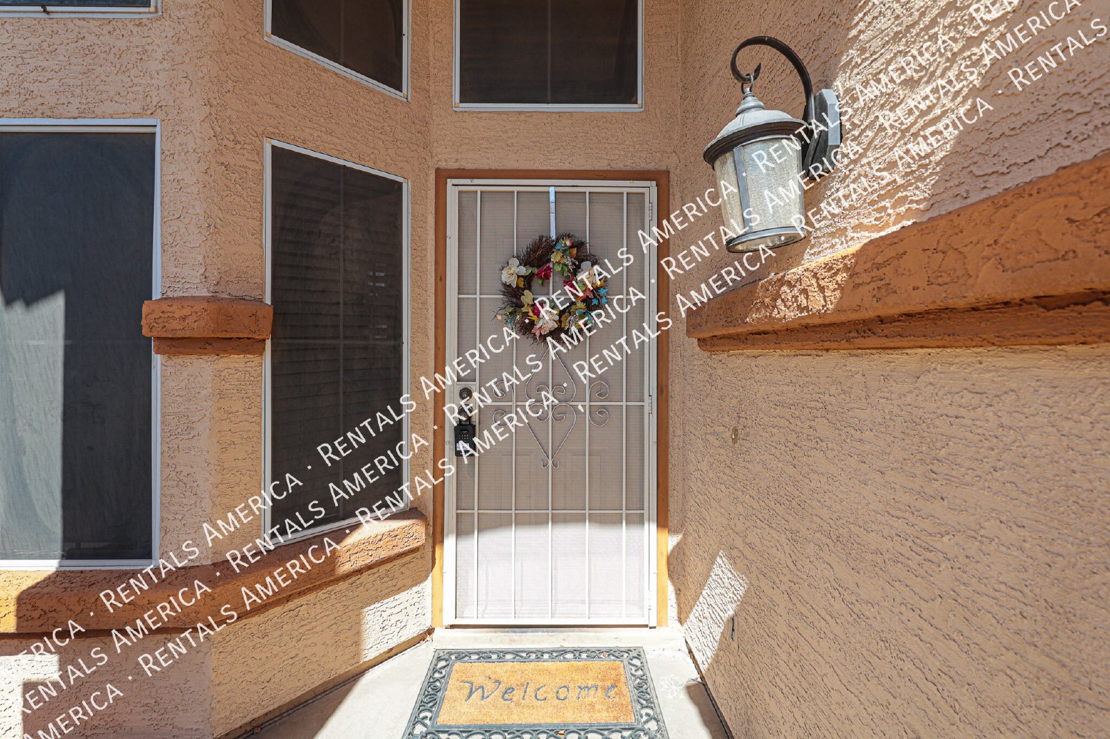 Beautiful 2-story 5BD 3BA home in Glendale! property image