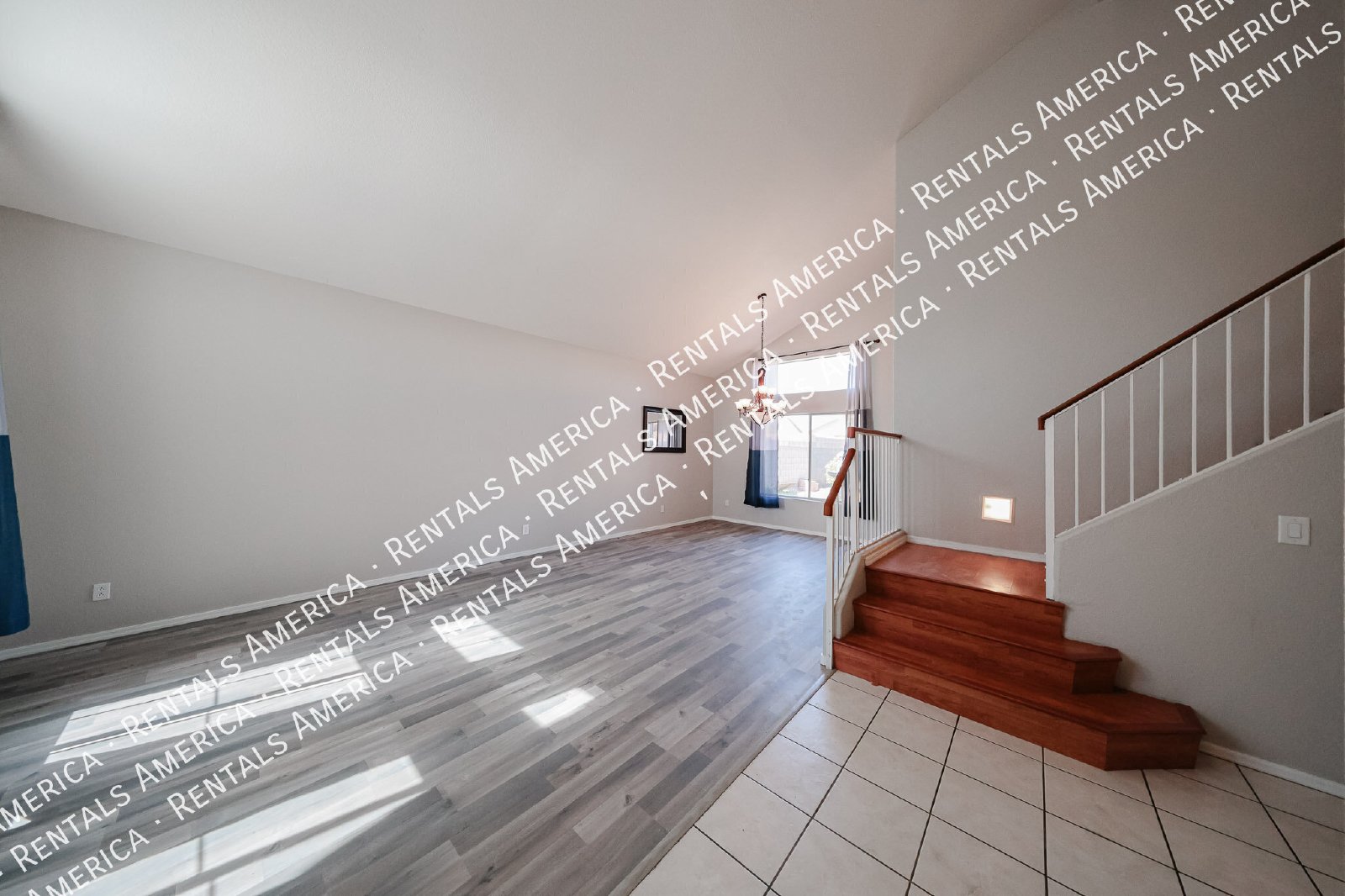 Beautiful 2-story 5BD 3BA home in Glendale! property image