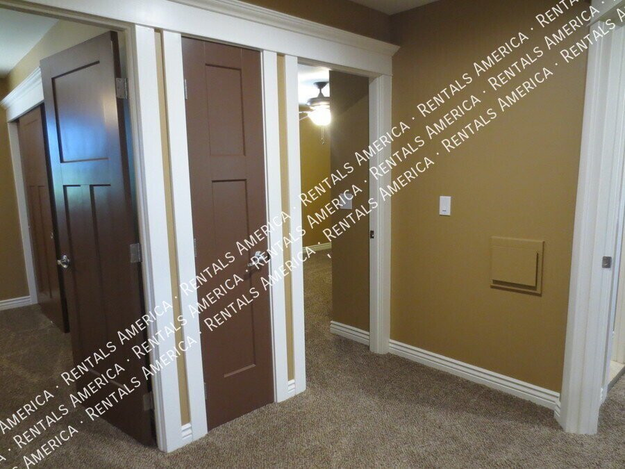 Stunningly Remodeled 4 Bedrm 3 Bath w RV Parking! property image