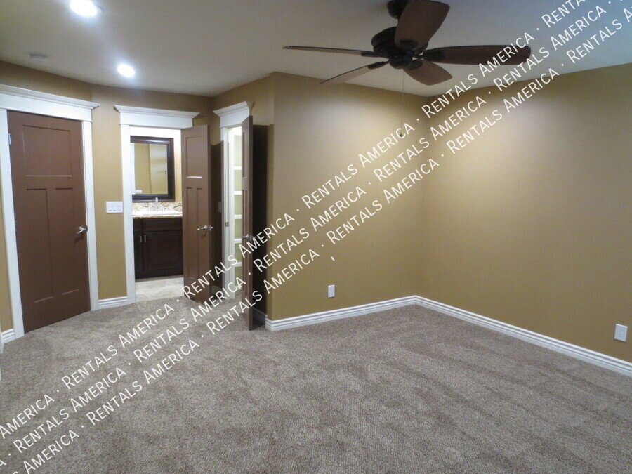 Stunningly Remodeled 4 Bedrm 3 Bath w RV Parking! property image