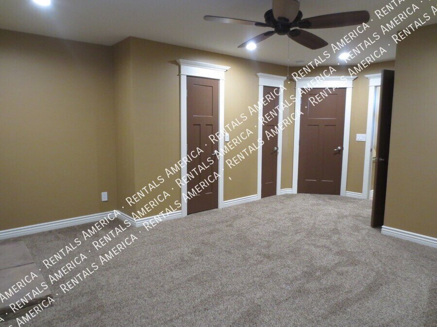 Stunningly Remodeled 4 Bedrm 3 Bath w RV Parking! property image