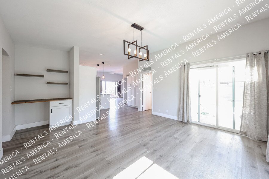 SOLAR, POOL, 2000 SQ Ft, SPECIAL property image