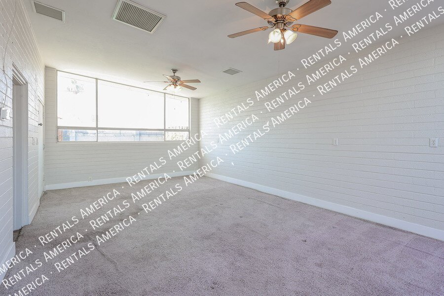 SOLAR, POOL, 2000 SQ Ft, SPECIAL property image
