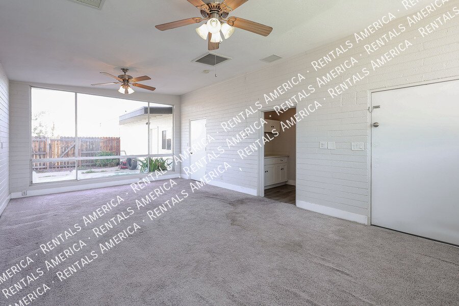 SOLAR, POOL, 2000 SQ Ft, SPECIAL property image