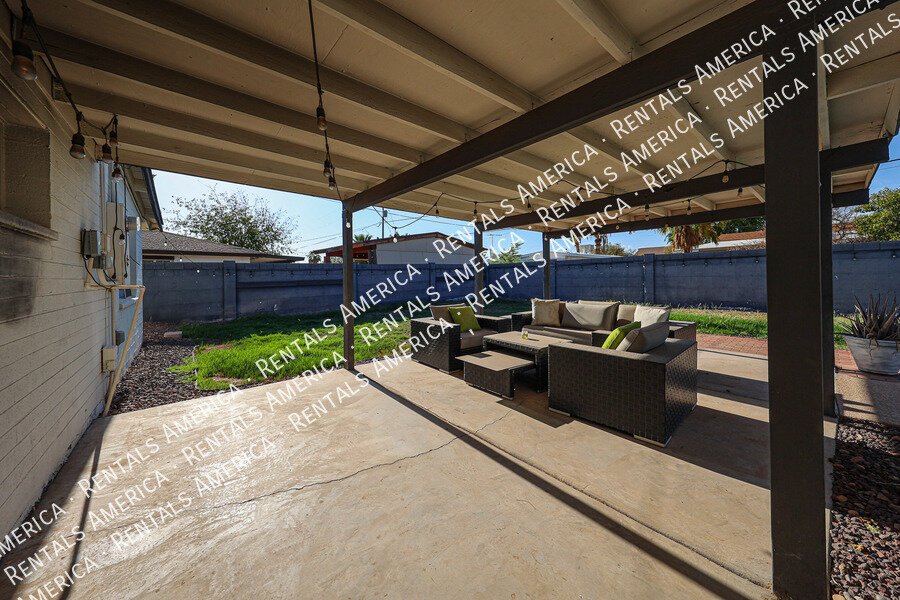 SOLAR, POOL, 2000 SQ Ft, SPECIAL property image