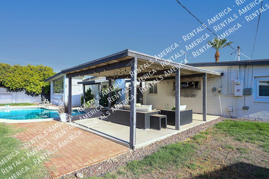 SOLAR, POOL, 2000 SQ Ft, SPECIAL property image