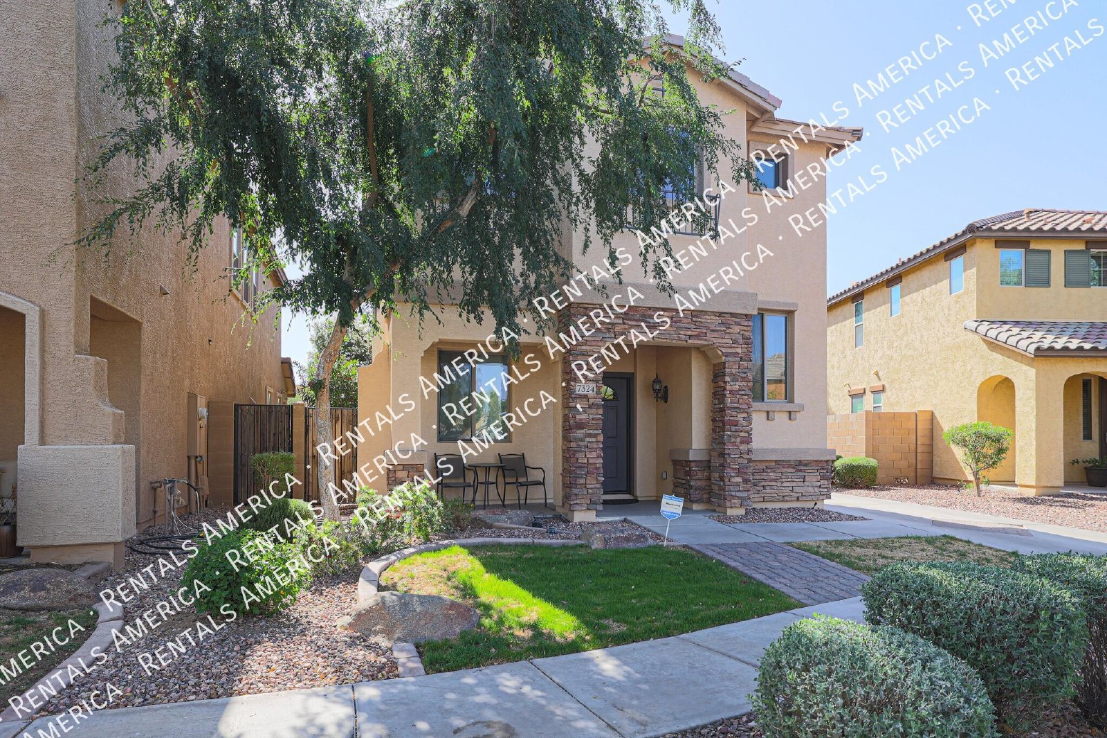 Beautiful 3 Bedroom with Loft and a Play Pool in great location! property image