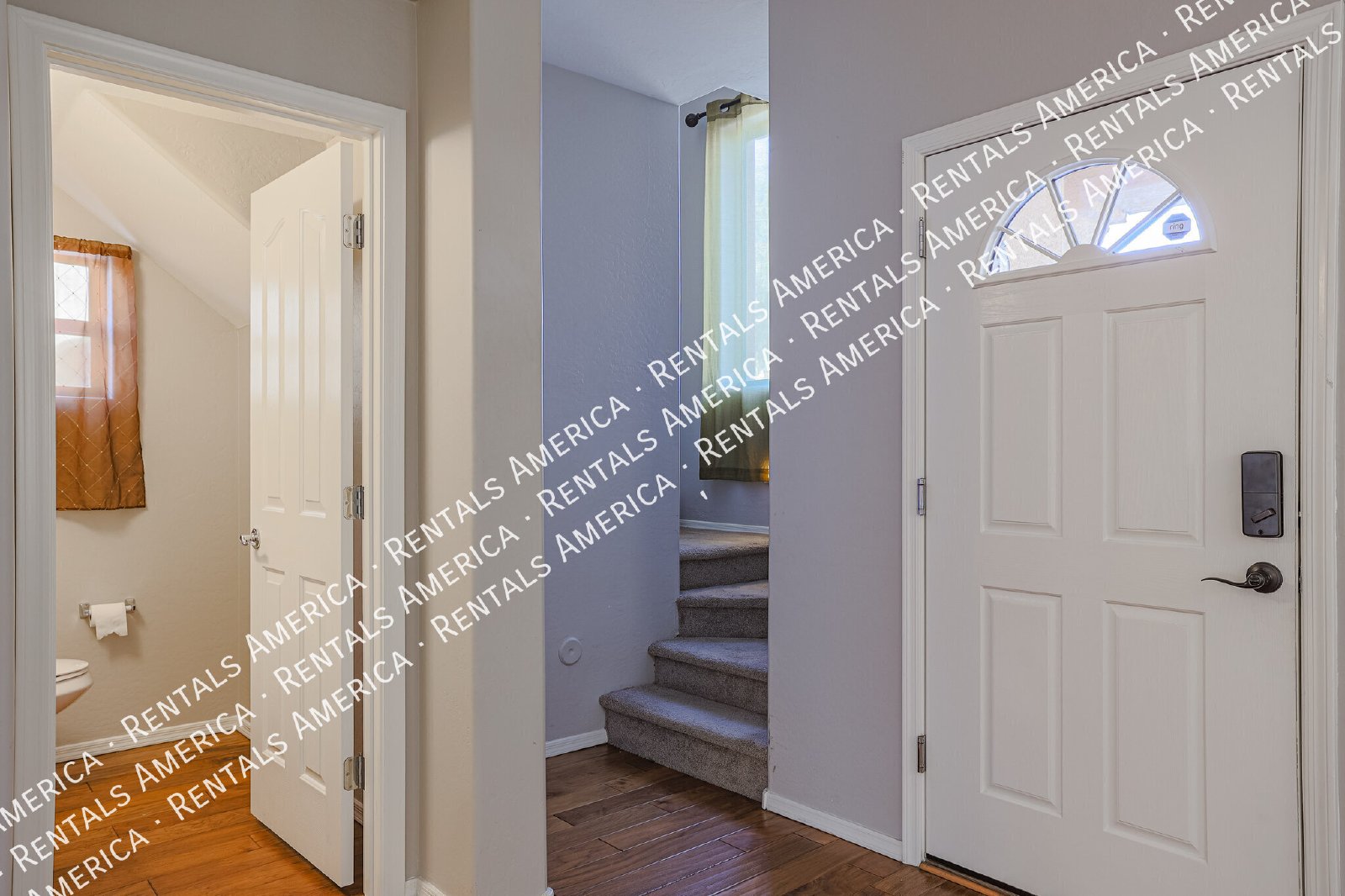 Beautiful 3 Bedroom with Loft and a Play Pool in great location! property image