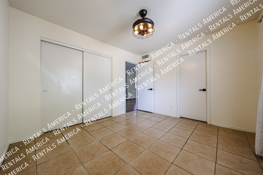 $500 RENT CREDIT SIGN BY SEPTEMBER 20! property image