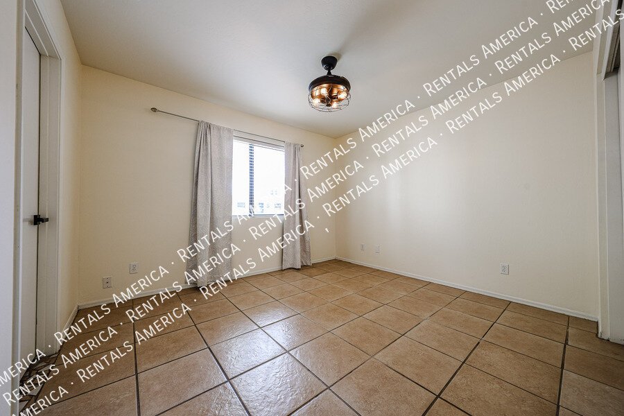 $500 RENT CREDIT SIGN BY SEPTEMBER 20! property image