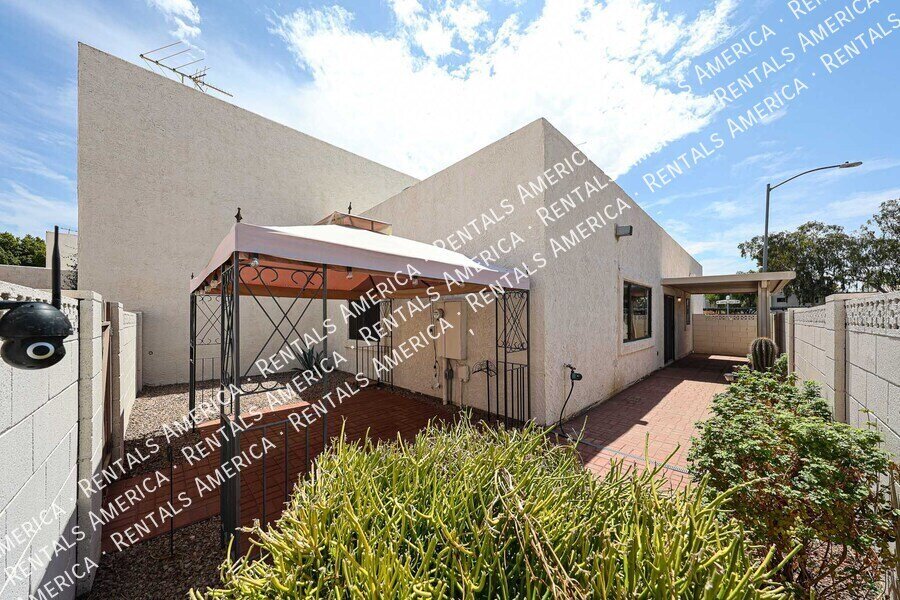 $500 RENT CREDIT SIGN BY SEPTEMBER 20! property image