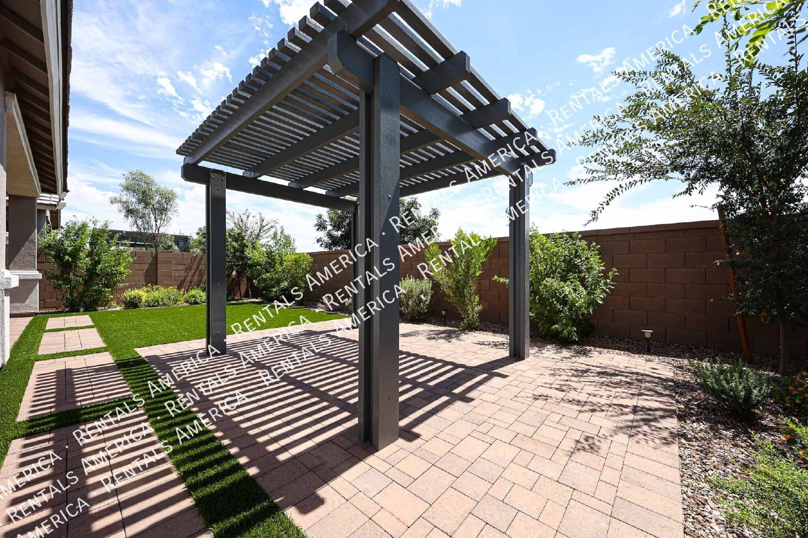 $500 RENT CREDIT  LIMITED-TIME MOVE-IN SPECIAL! property image