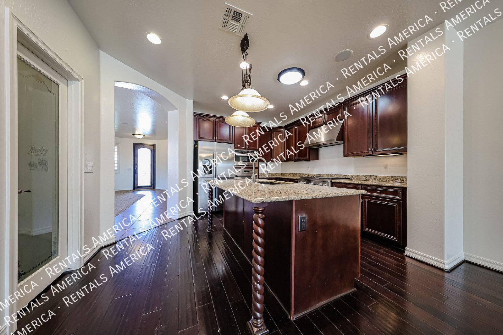 Stunning 5 Bed, 3 Bath Single-Level in Fulton Ranch property image