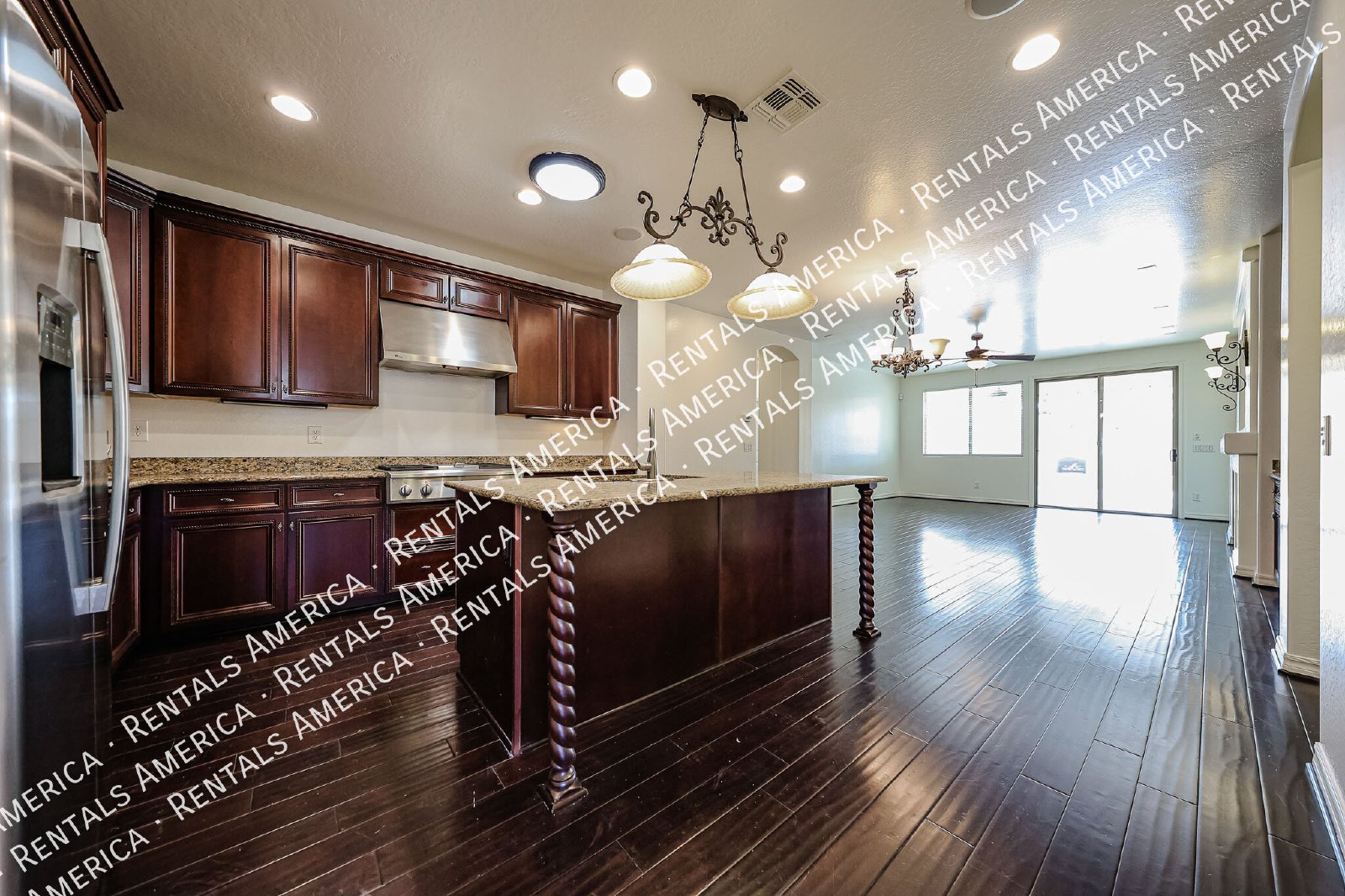 Stunning 5 Bed, 3 Bath Single-Level in Fulton Ranch property image