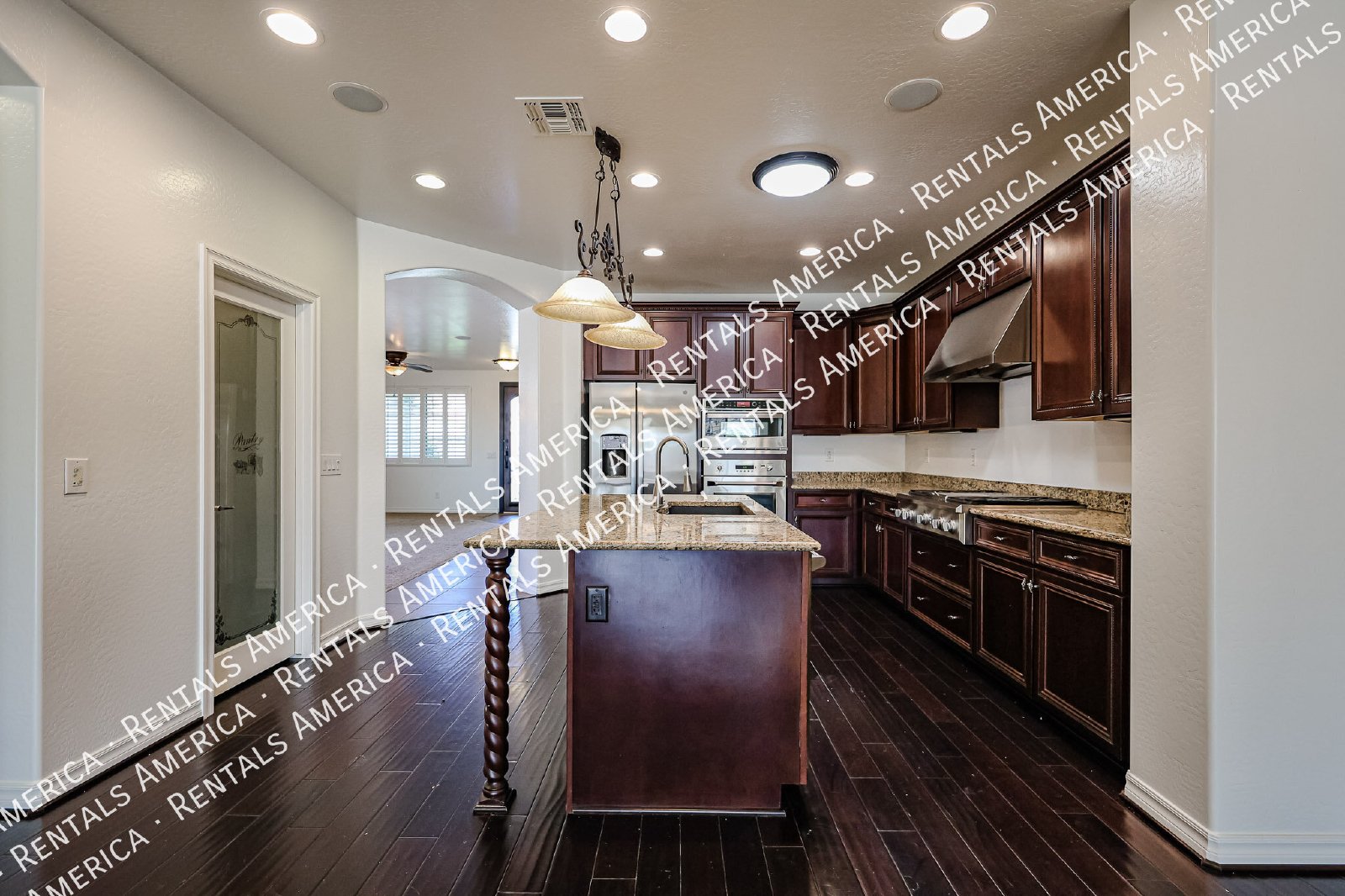 Stunning 5 Bed, 3 Bath Single-Level in Fulton Ranch property image