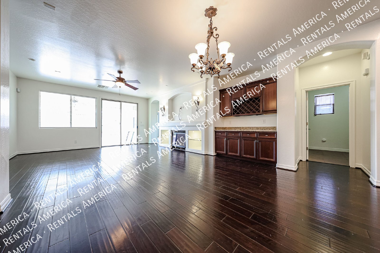 Stunning 5 Bed, 3 Bath Single-Level in Fulton Ranch property image