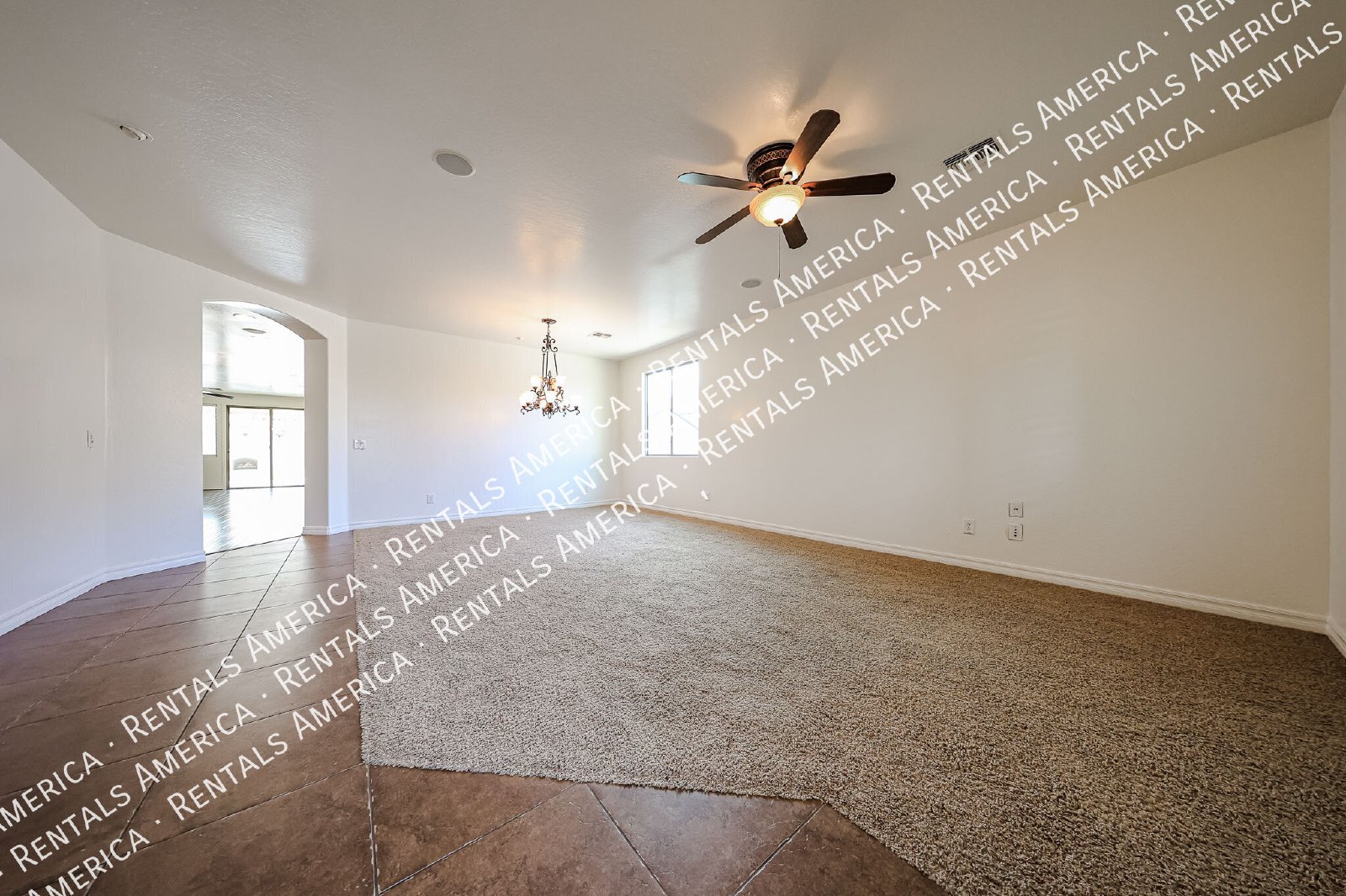 Stunning 5 Bed, 3 Bath Single-Level in Fulton Ranch property image