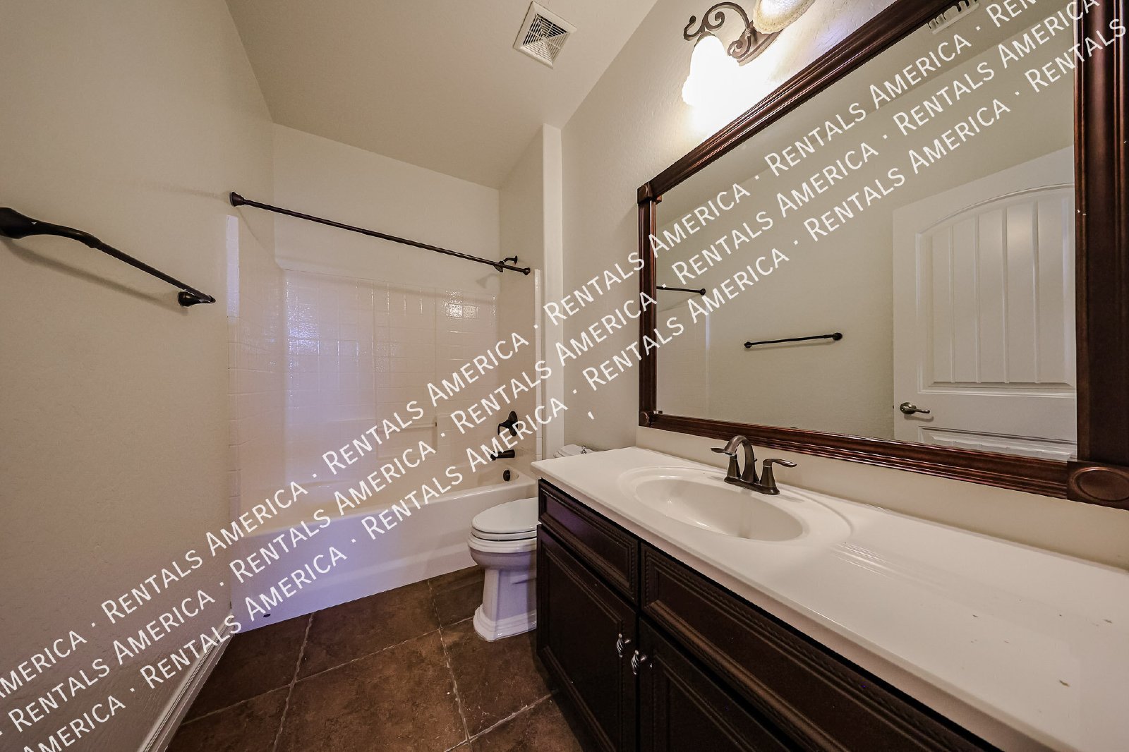 Stunning 5 Bed, 3 Bath Single-Level in Fulton Ranch property image