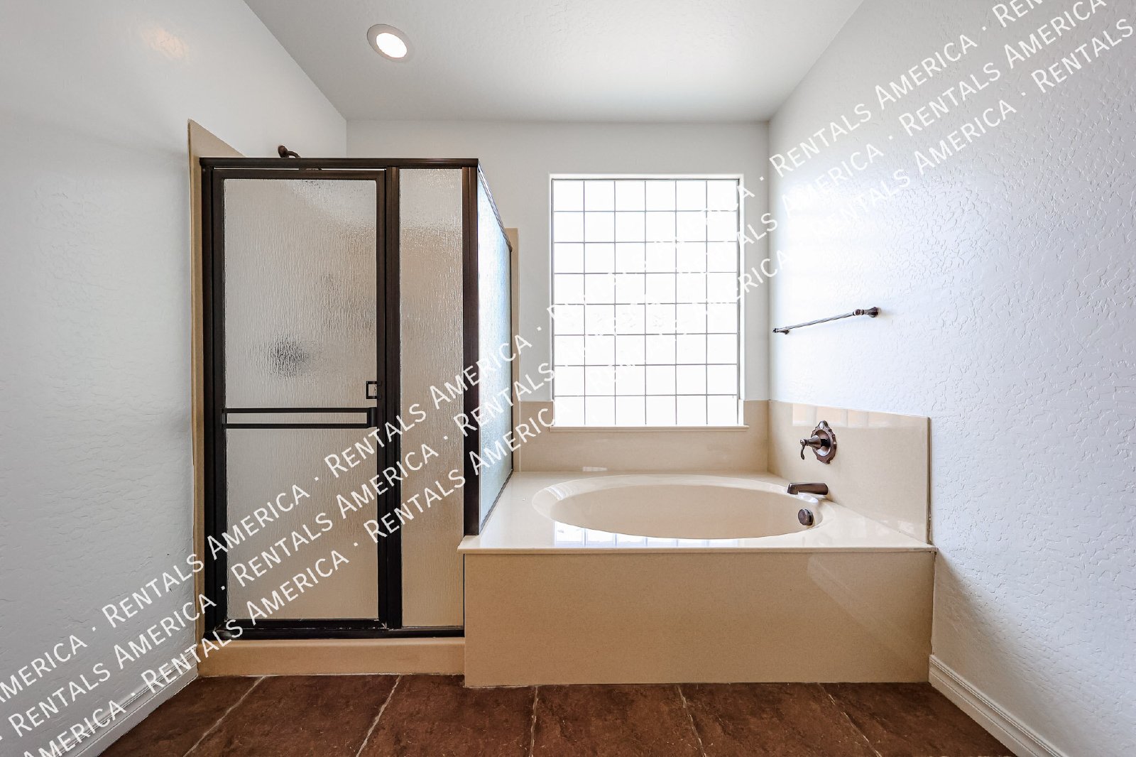 Stunning 5 Bed, 3 Bath Single-Level in Fulton Ranch property image