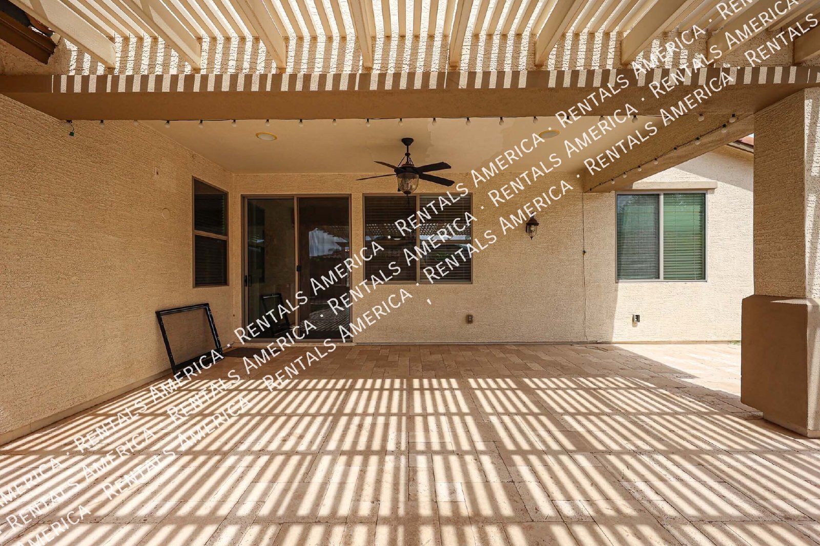 Stunning 5 Bed, 3 Bath Single-Level in Fulton Ranch property image