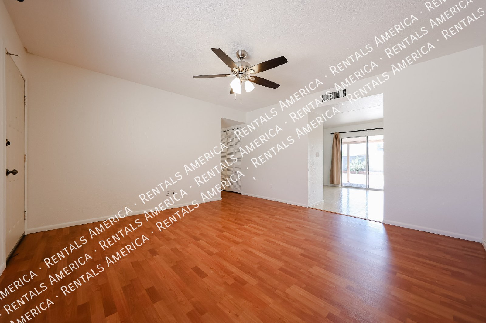 719 W Palomino Dr property image