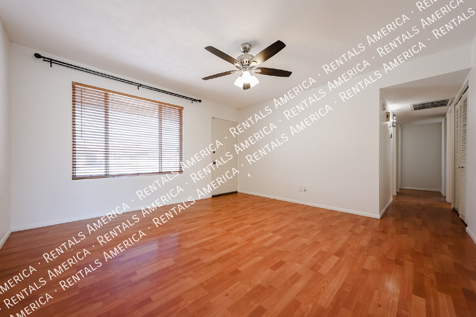 719 W Palomino Dr property image
