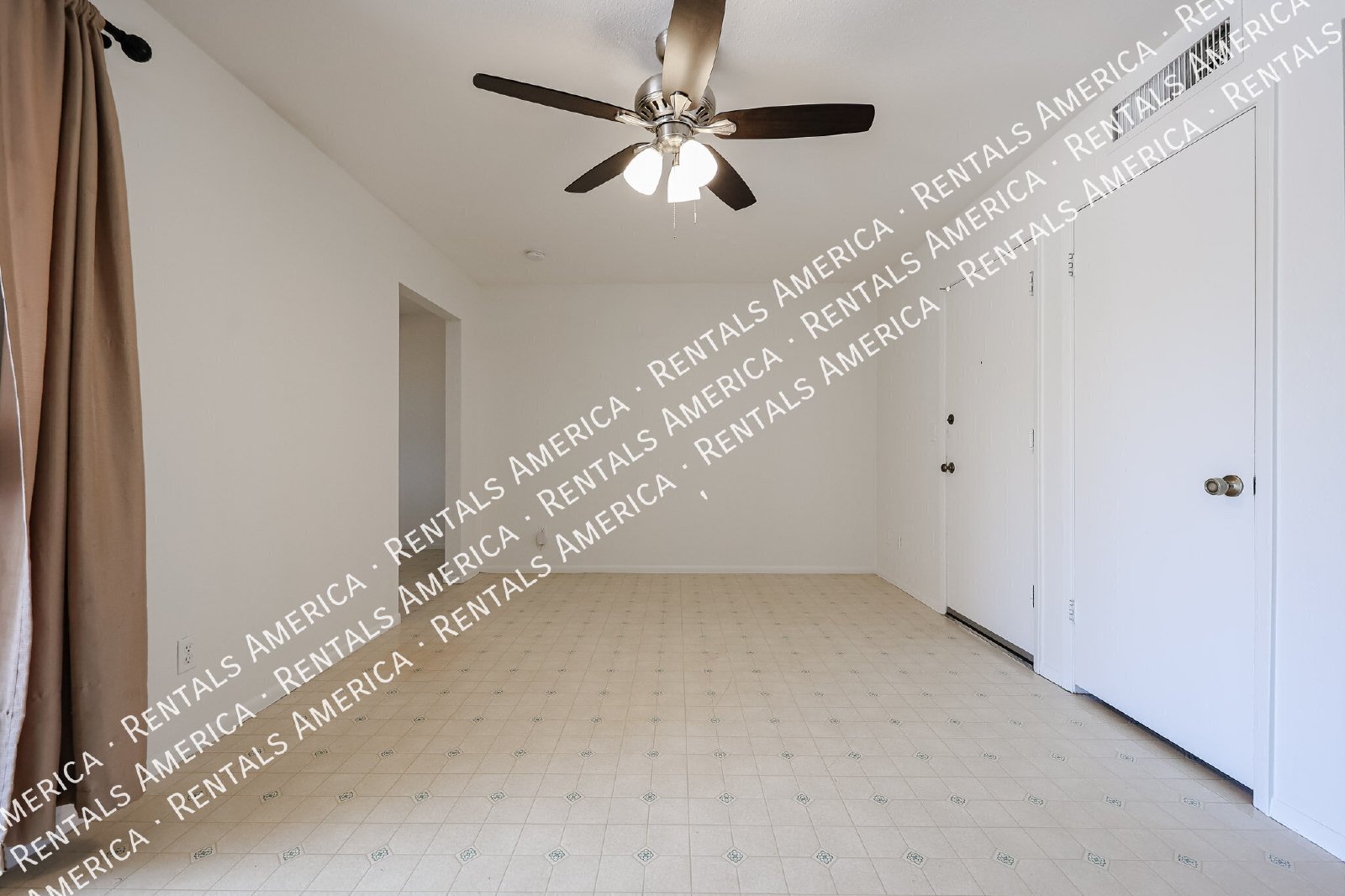 719 W Palomino Dr property image
