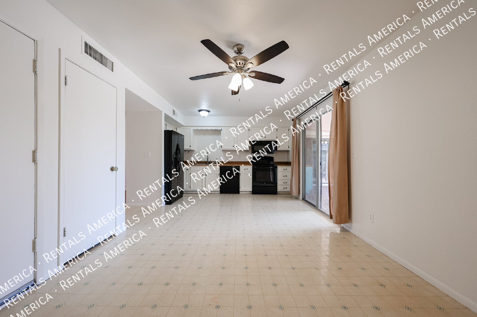 719 W Palomino Dr property image