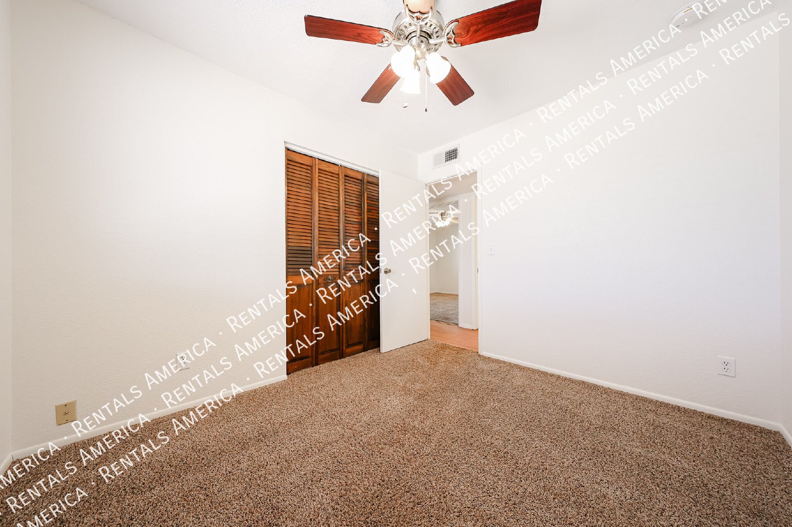 719 W Palomino Dr property image
