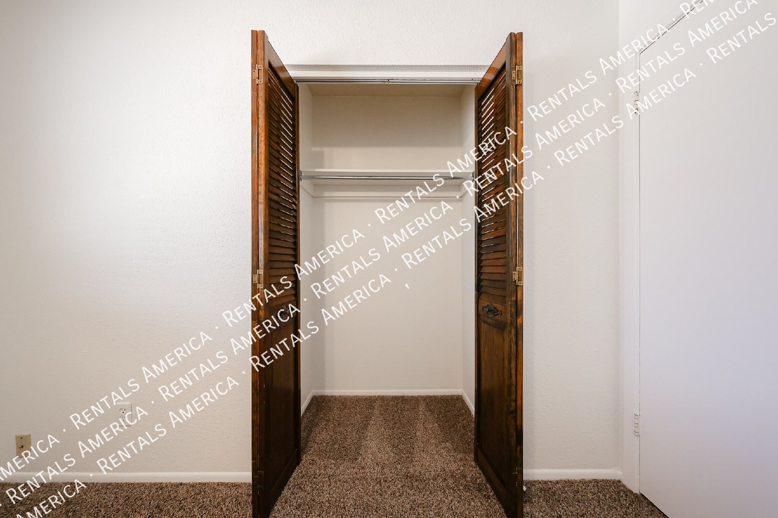 719 W Palomino Dr property image