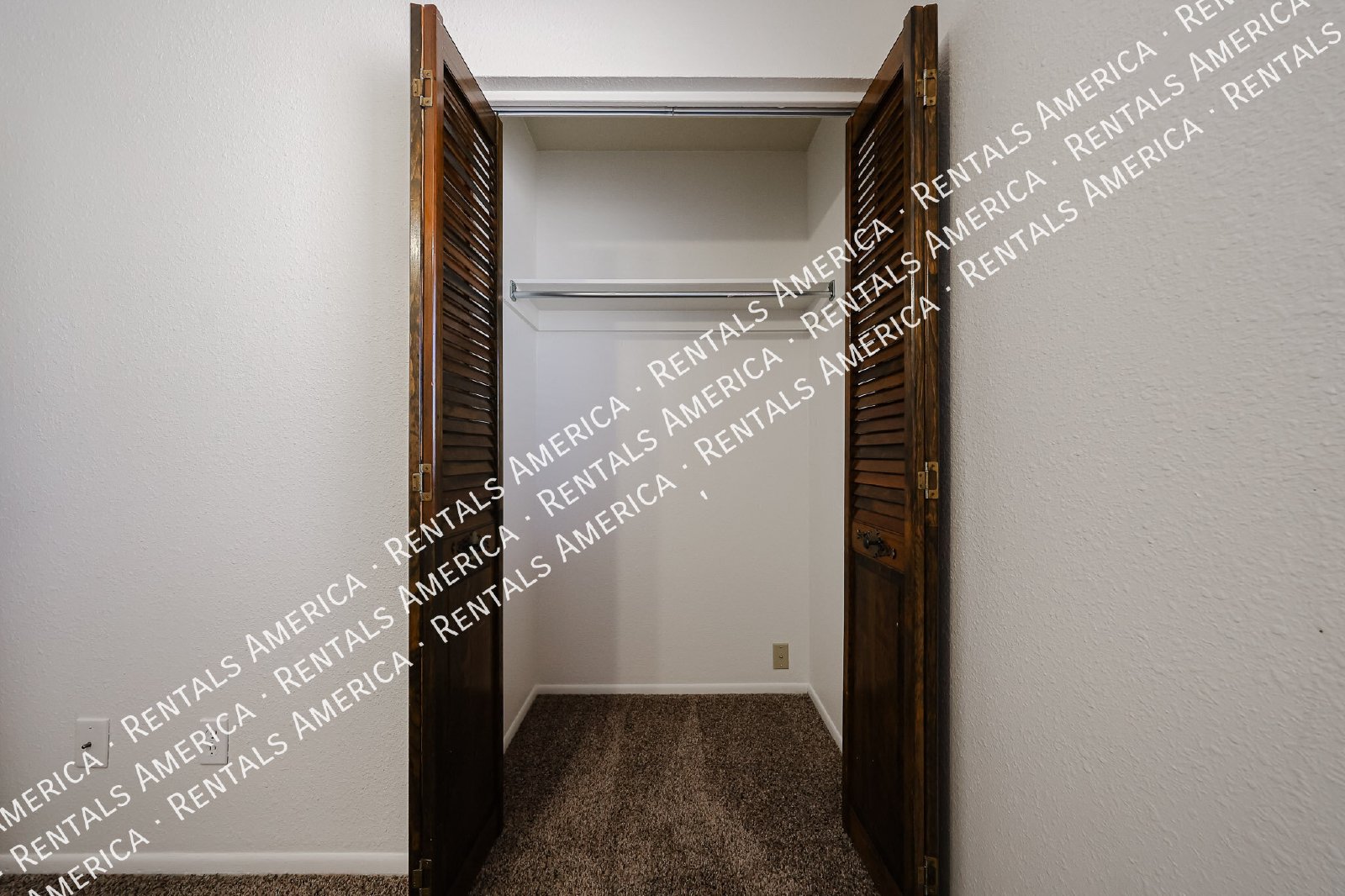 719 W Palomino Dr property image
