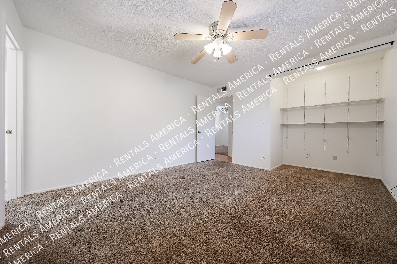 719 W Palomino Dr property image