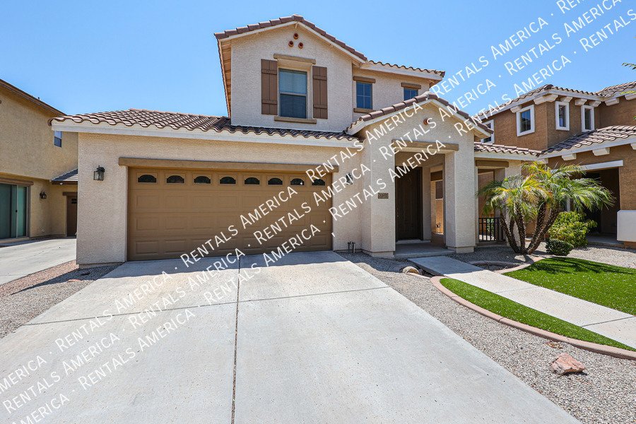 Beautiful Home in Lyons Gate property image