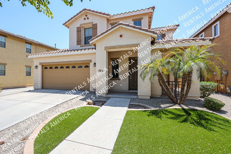 Beautiful Home in Lyons Gate property image