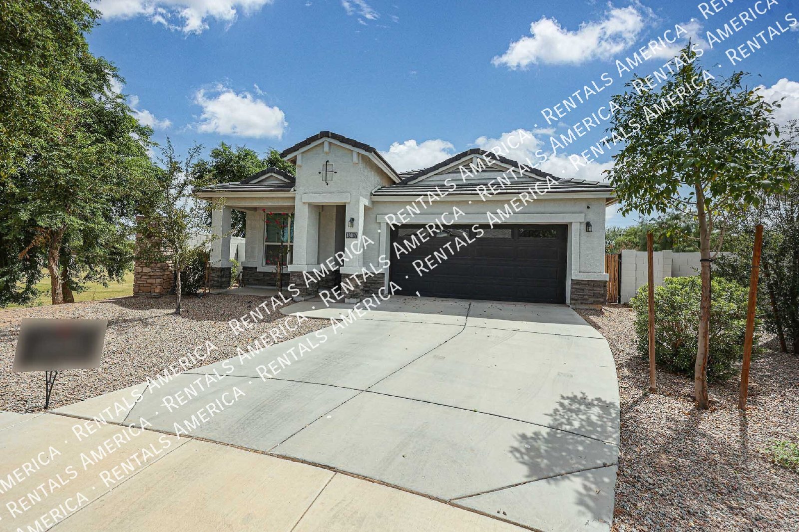 Spacious 4-Bedroom Home with Huge Private Backyard! property image
