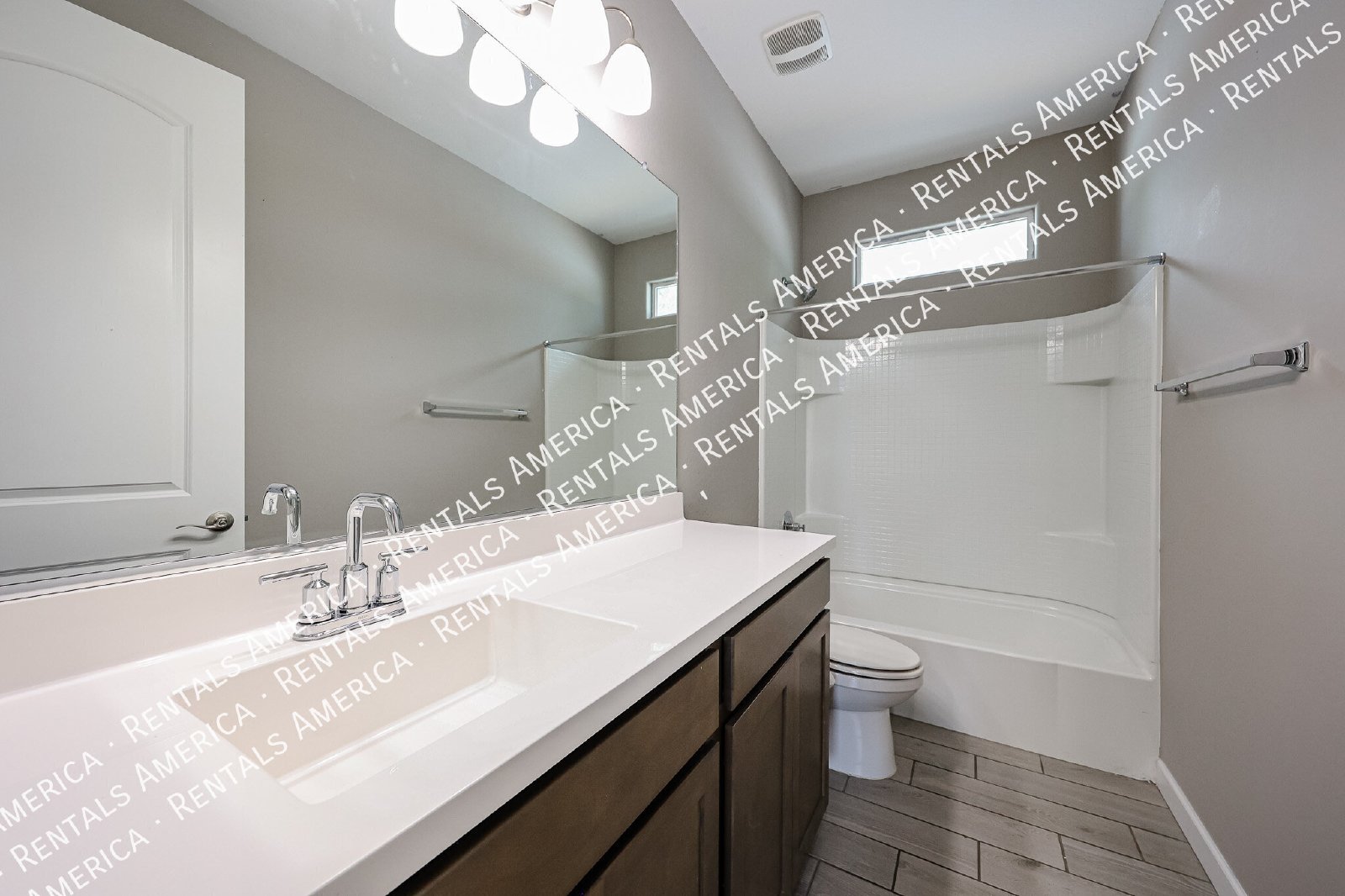 Spacious 4-Bedroom Home with Huge Private Backyard! property image
