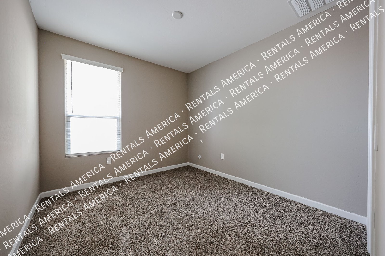 Spacious 4-Bedroom Home with Huge Private Backyard! property image
