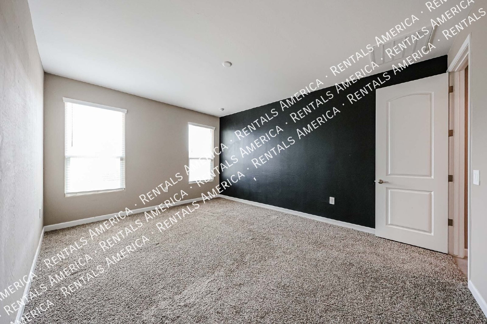 Spacious 4-Bedroom Home with Huge Private Backyard! property image