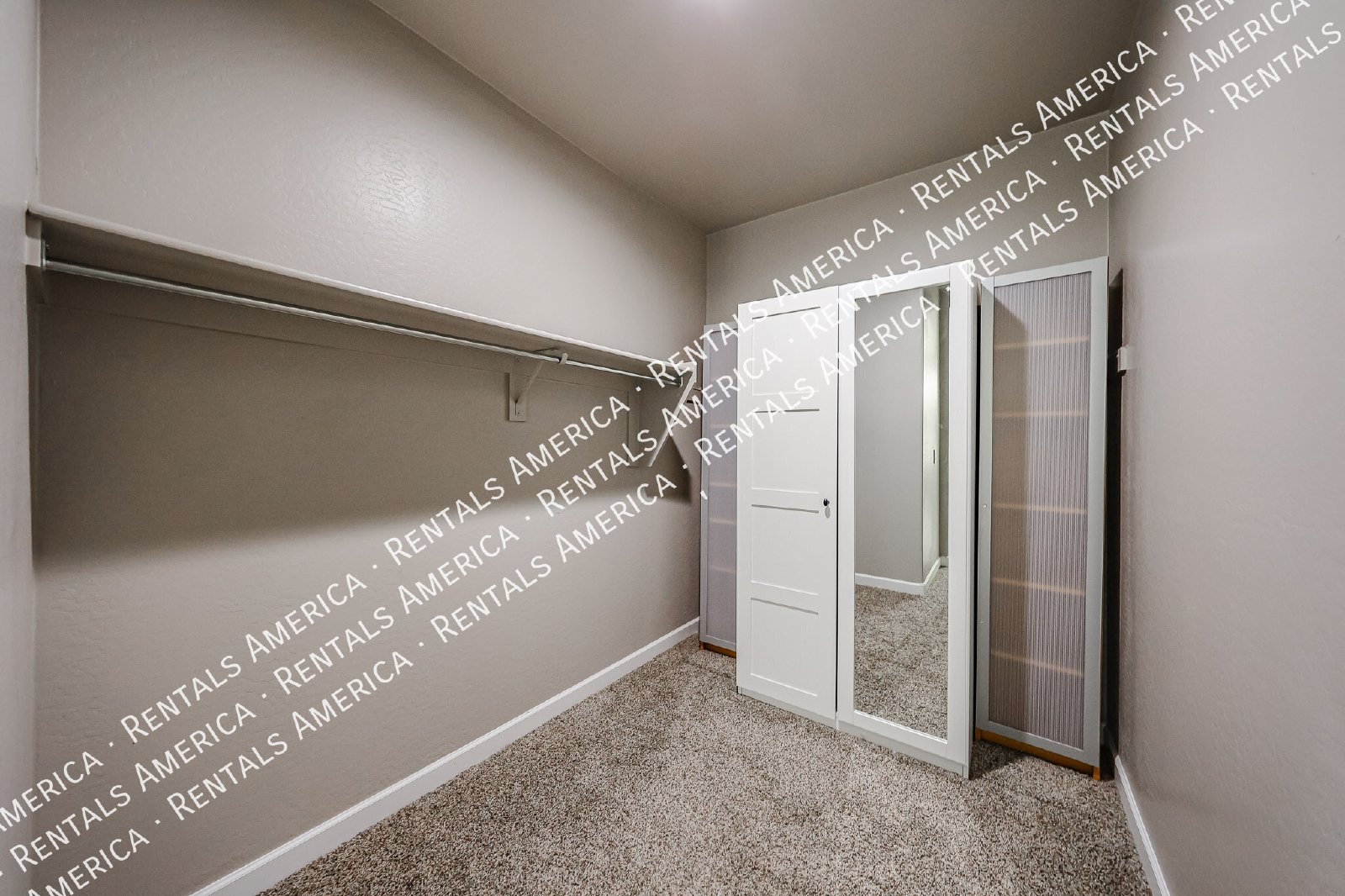Spacious 4-Bedroom Home with Huge Private Backyard! property image